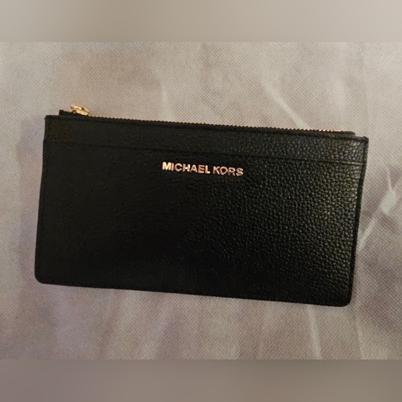 Michael Kors Wallet - Picture 1 of 3